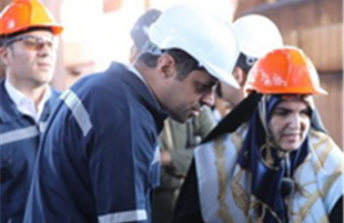 بازدید مشاور رئیس‌جمهور در امور همکاری‌های اقتصادی از شرکت صبا فولاد خلیج فارس 